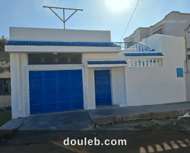 Maison avec garage à kerkennah à Sfax