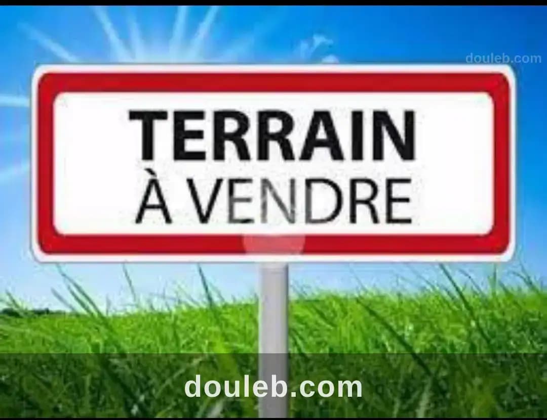 Terrain a soukra pres parc et carrefour à Ariana