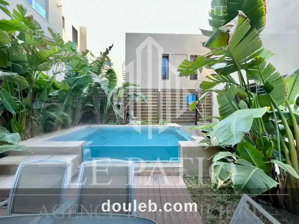 Triplex s4 avec piscine et jardin à la marsa à Tunis