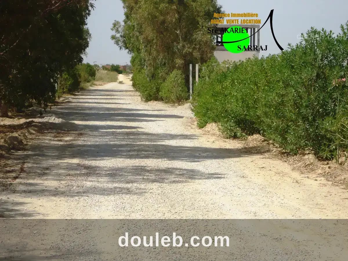 Terrain 658m dans une lotissement clôturé à hergla à Sousse