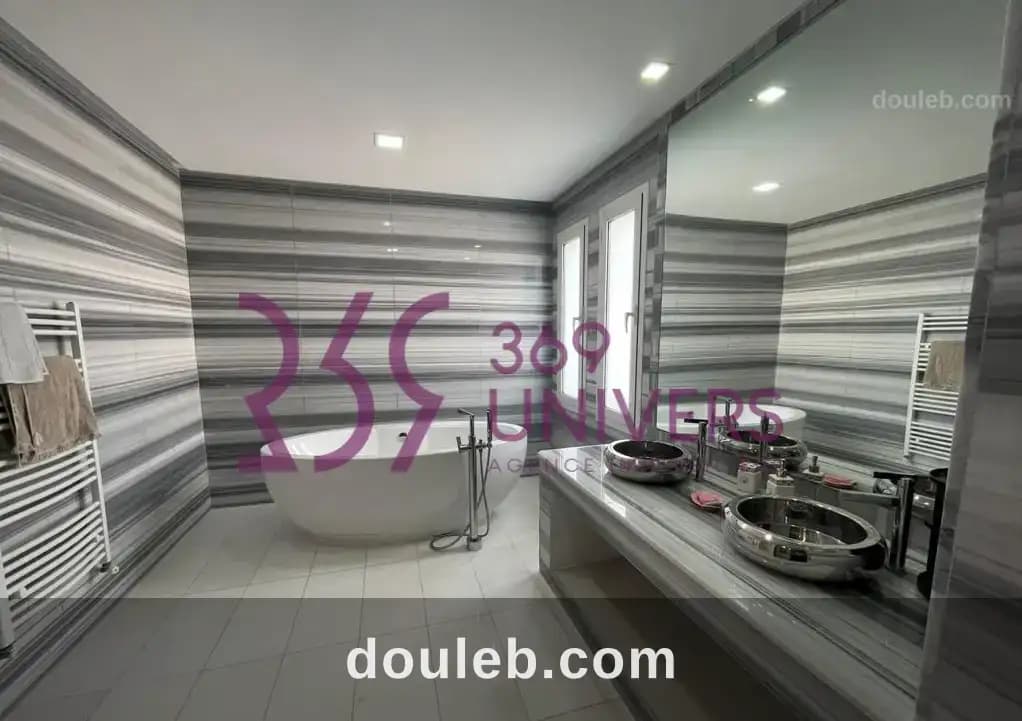 Villa s5 avec piscine a la marsa ref rh009 à Tunis