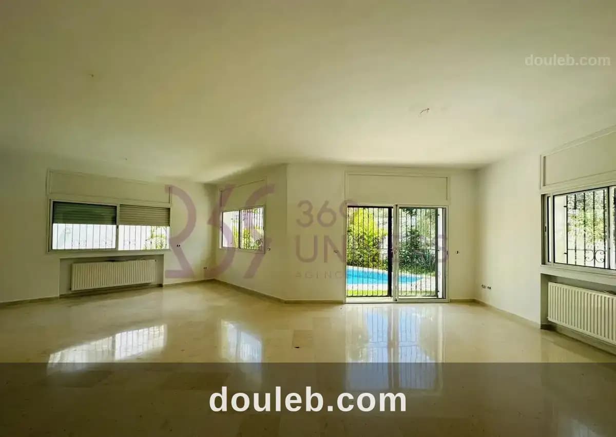 Villa avec piscine à gammarth ref rd040 à Tunis