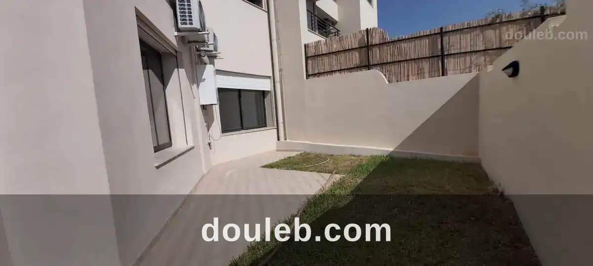 Un appart s 2 cité nasr 2 à Ariana