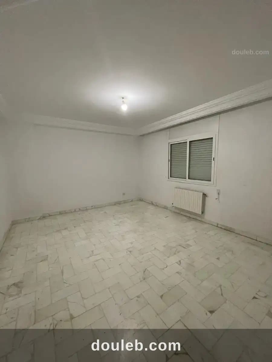 Appart s 1 ain zaghouen à Tunis