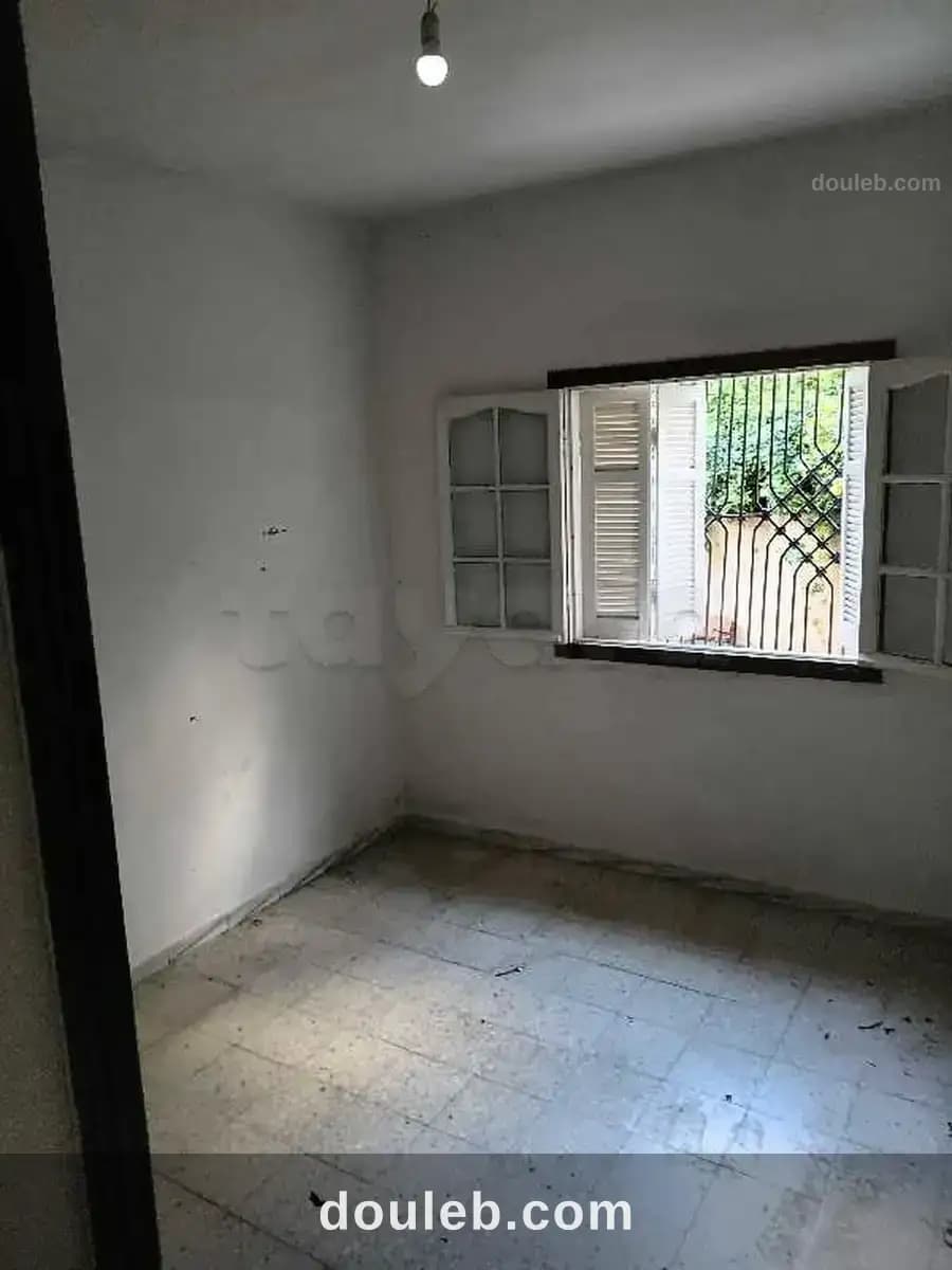Étage de villa avec entrée indépendante à Tunis