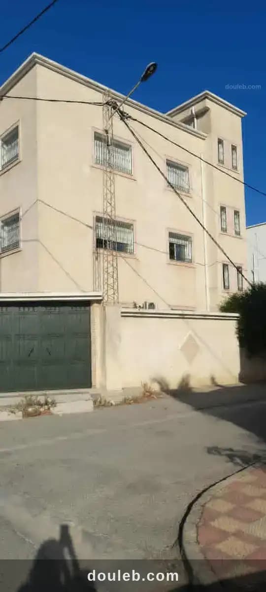 R plus 2 étages standing à Manouba