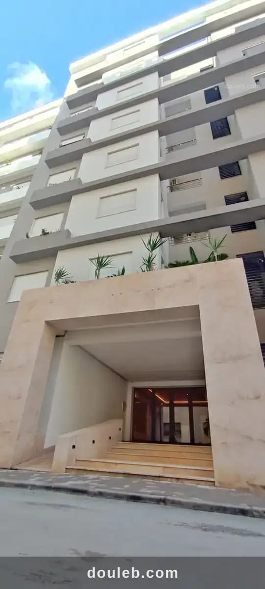 Appartement deux chambres salon richement meublé à Tunis