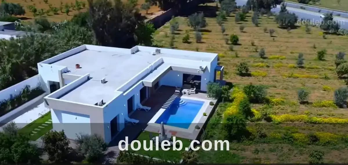 Villa de charme 1 hectare grombalia oliviers à Nabeul