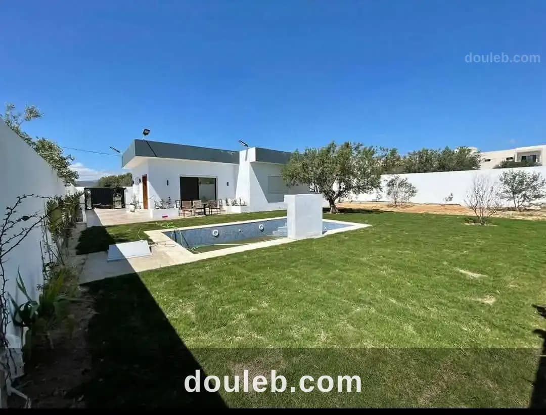 Av villa 650m finie à hammamet sud à Nabeul