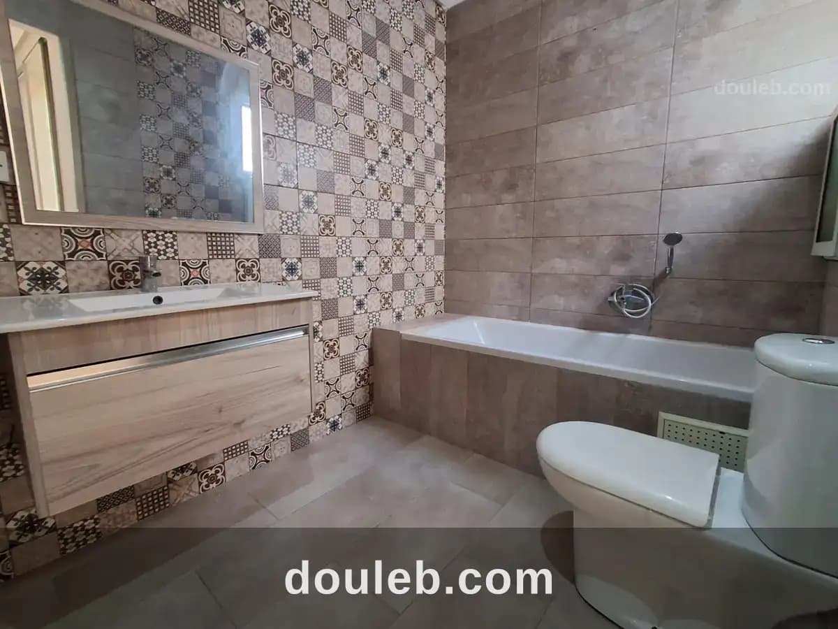 App s2 à ain zaghouan nord à Tunis