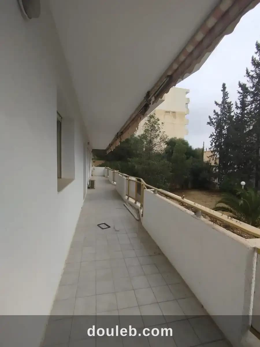 Un vaste appartement s4 à manar1 à Tunis