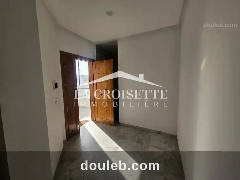Appartement s3 à ain zaghouan zel0596 à Tunis