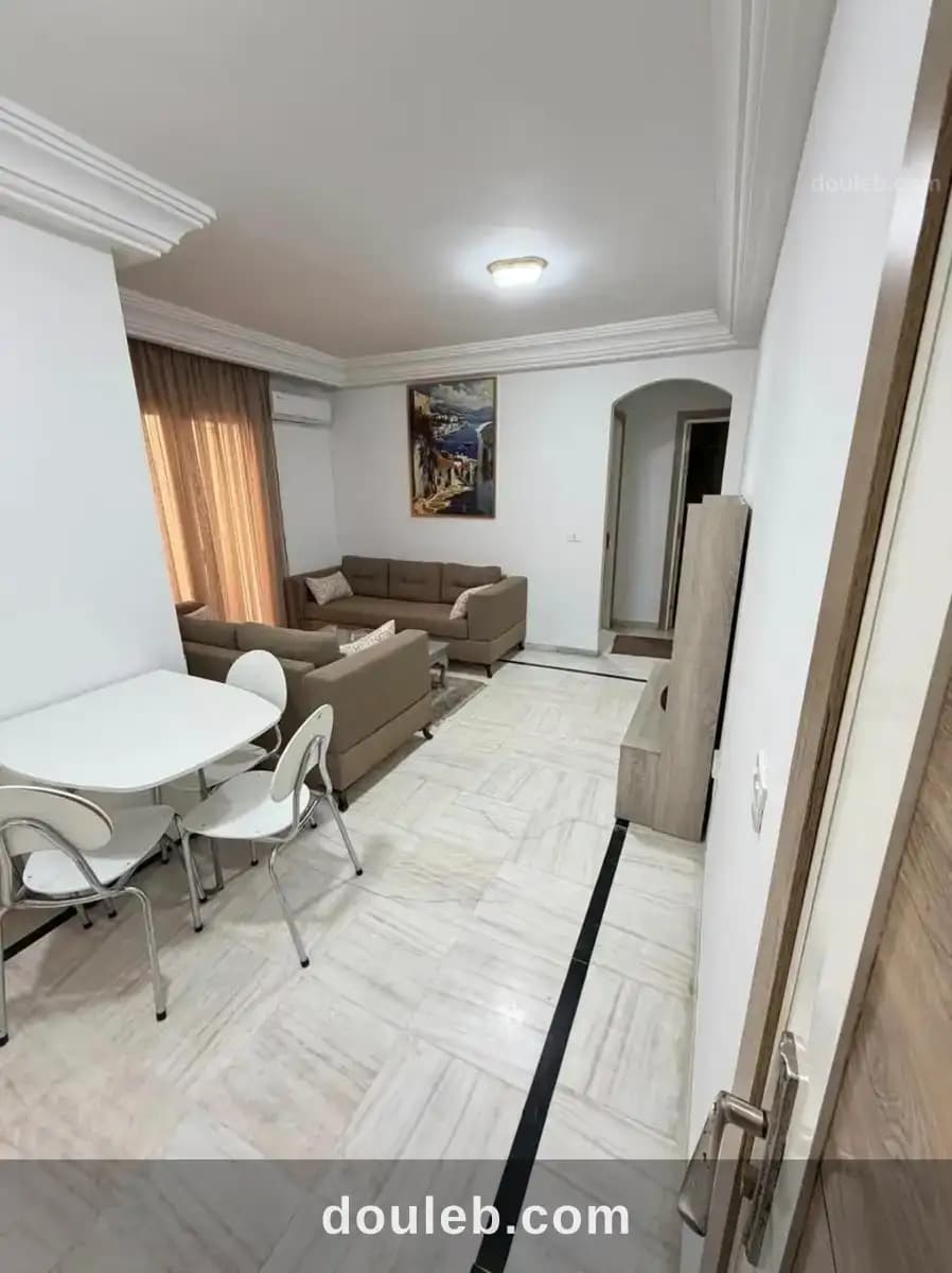 S plus 1 meublé cité el wahat aouina à Tunis