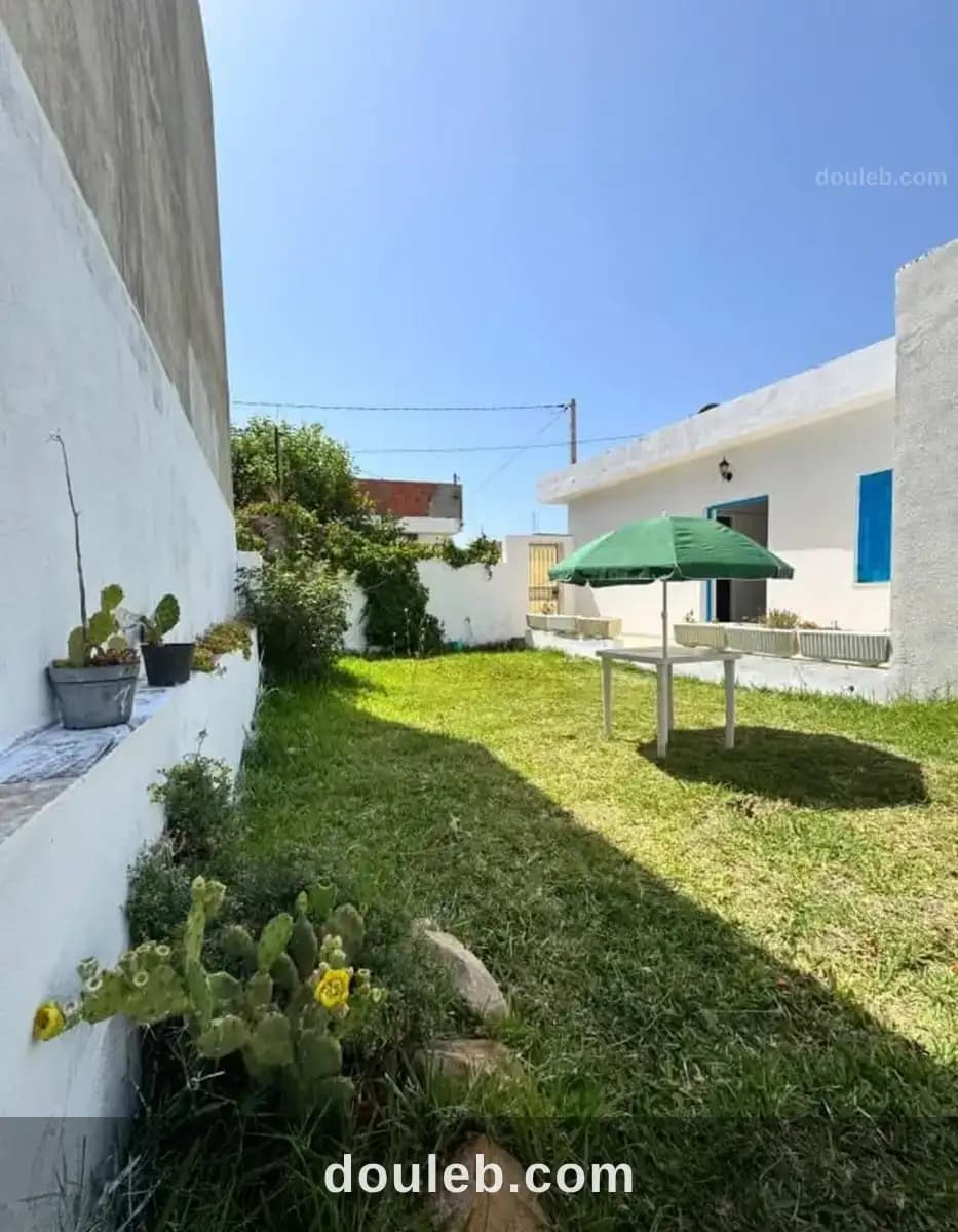 Villa a plage manzel tmim à Nabeul