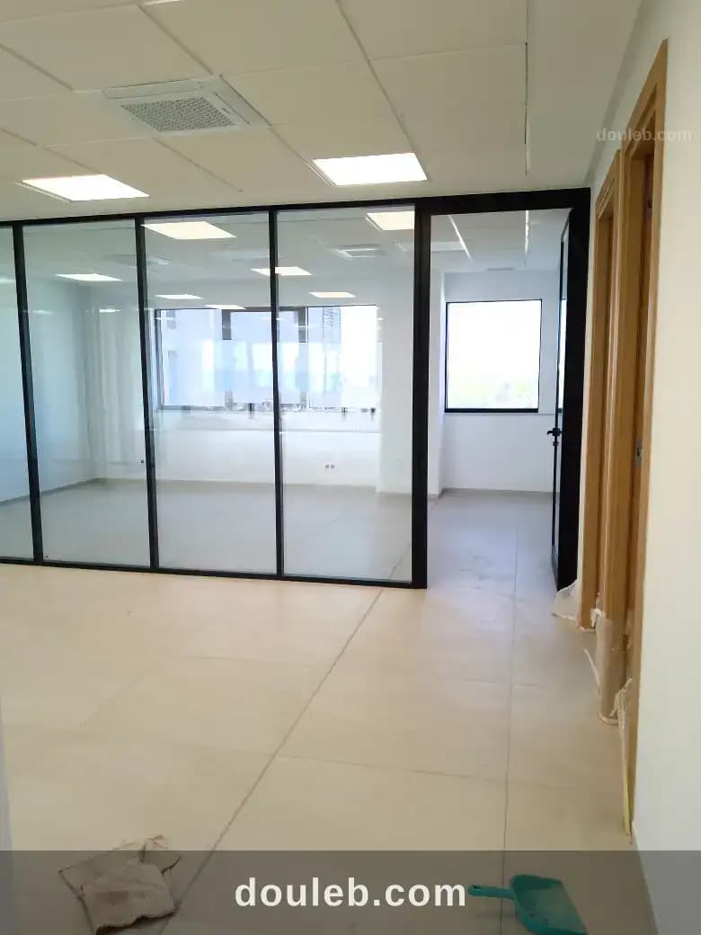 Etage open space et des bureaux lac2 à Tunis