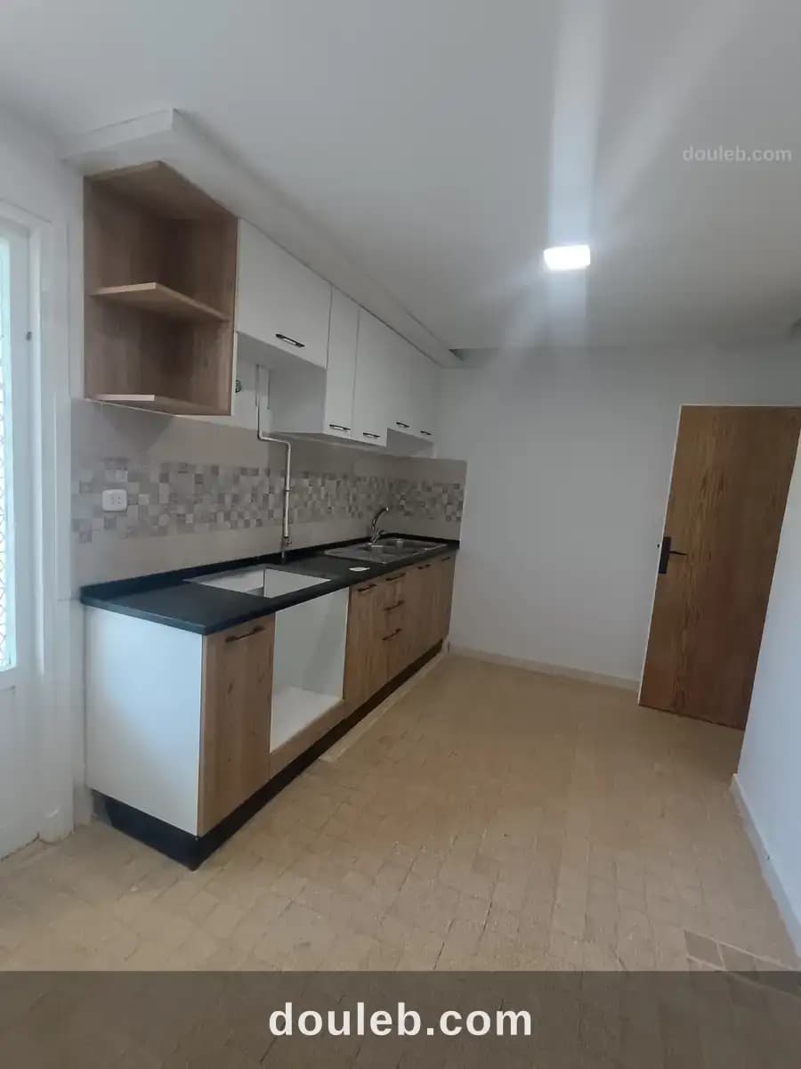 Appartement s2 renove au premier etg à Ariana