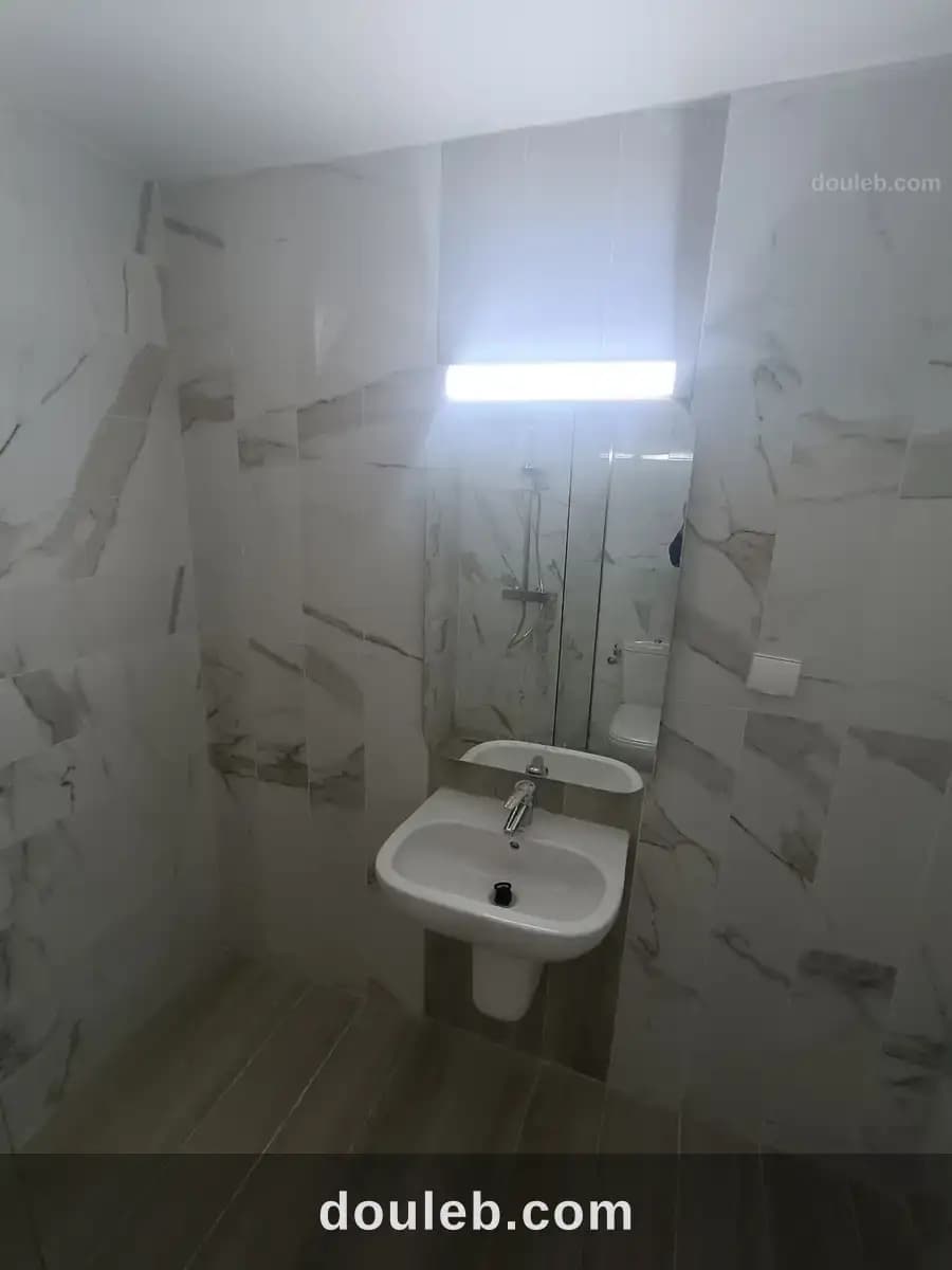 Appartement s2 renove au premier etg - Miniature 5