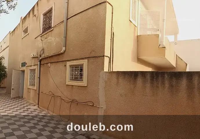Villa 2 étages au mourouj 3 à Ben Arous