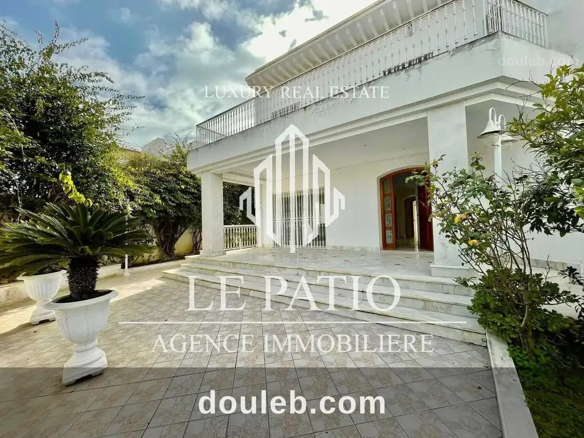 Villa s3 dans un quartier calme a la marsa à Tunis