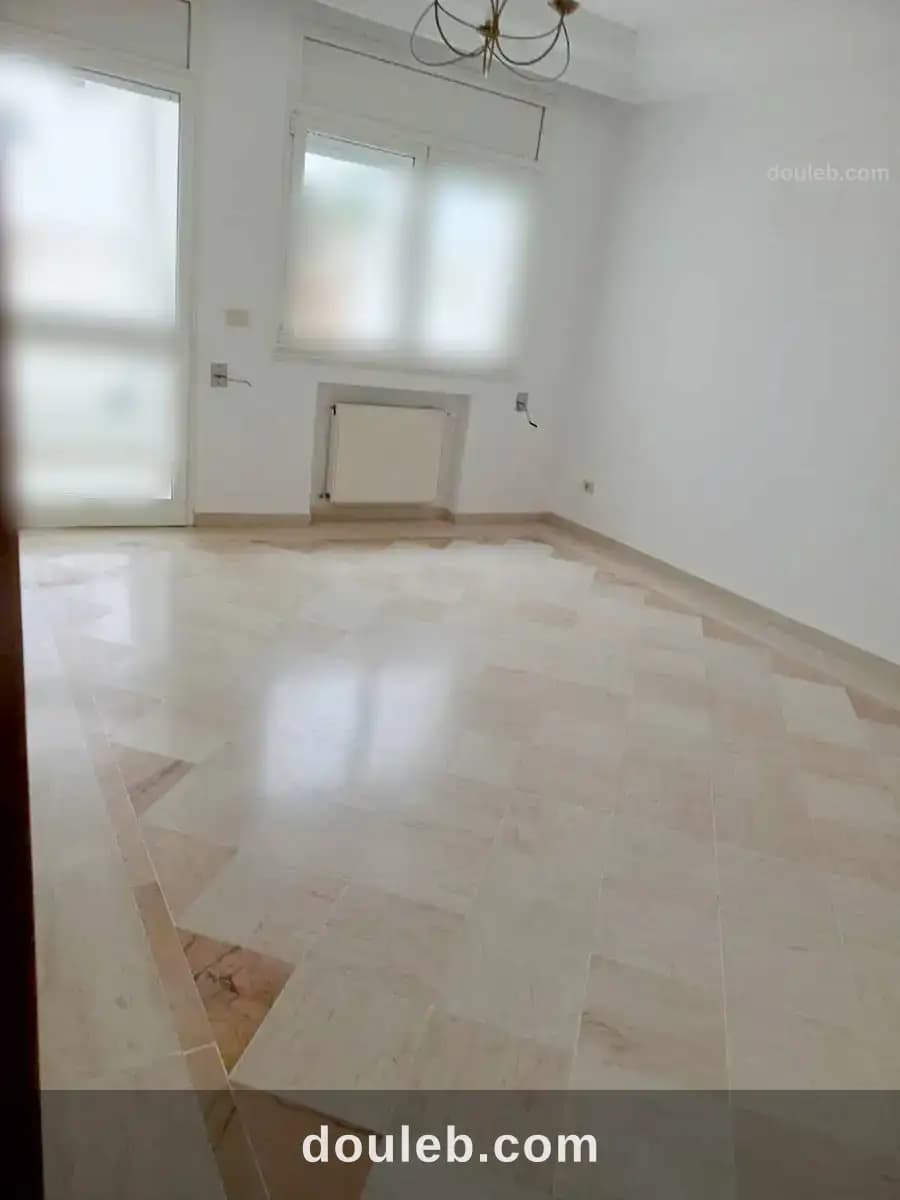 Ennasr 2 appt s2 bien situé 1100 dt à Ariana