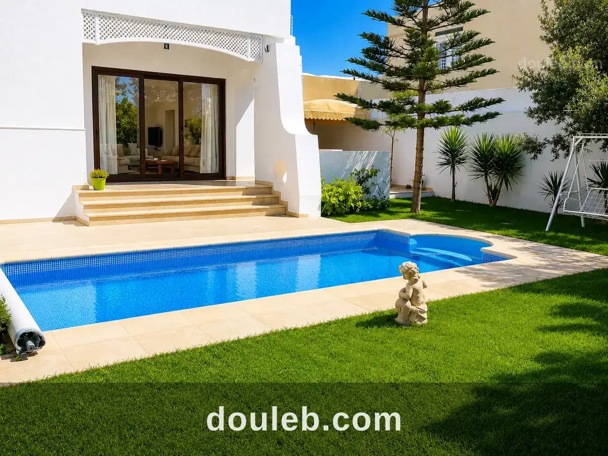 Villa avec piscine grand jardin - Miniature 4