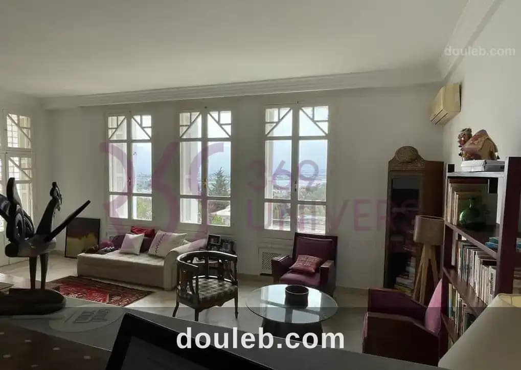 Villa s4 avec jardin a gammarth ref rh022 à Tunis