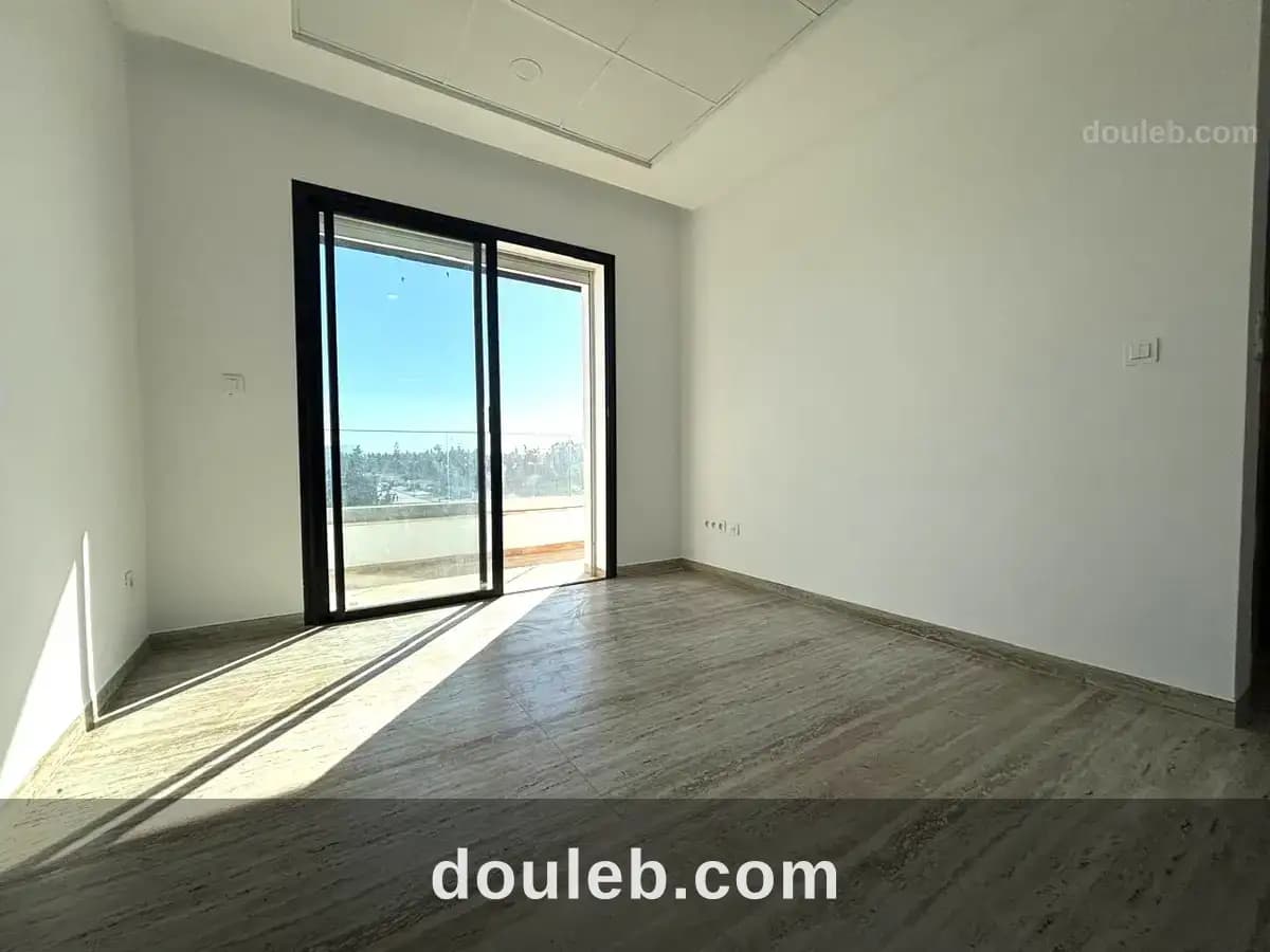 Bureau h2 de 100m2 à la soukra à Ariana