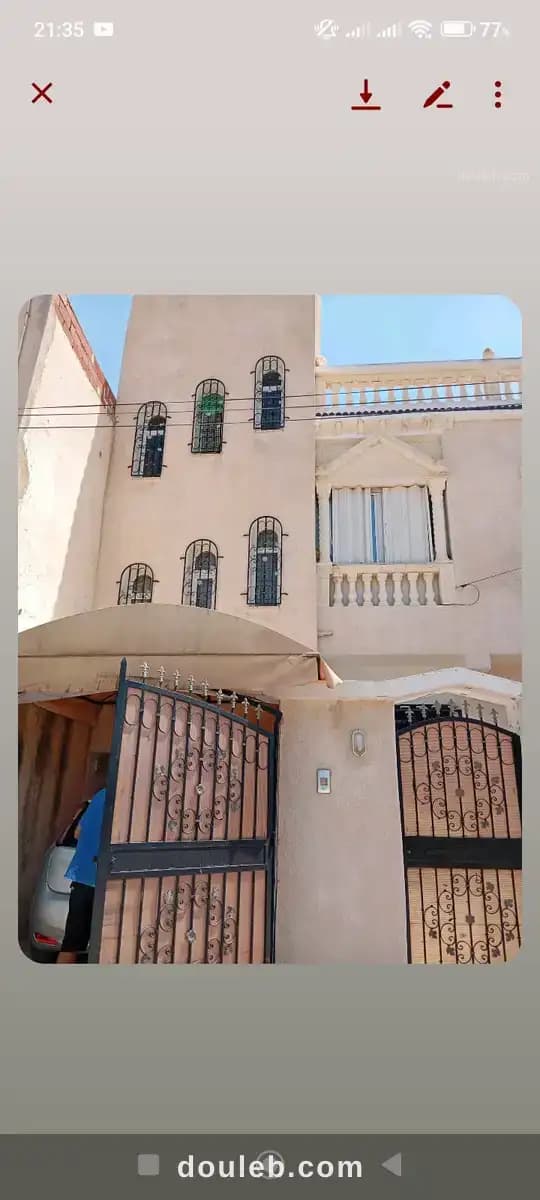 Maison deux niveaux séparés et inépendants à Nabeul