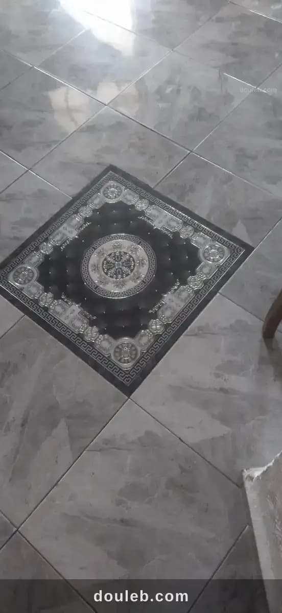 Une maison de trois étages - Miniature 3