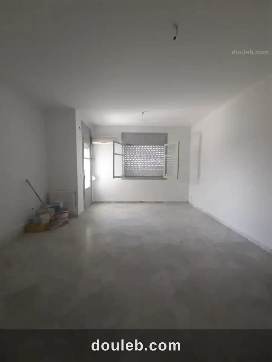 S3 rénové manar 2 à Tunis
