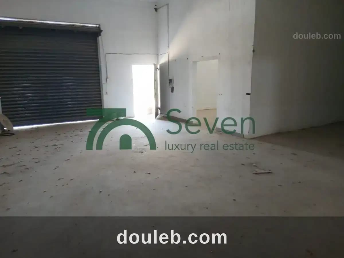Un depot au bhar azreg à Tunis