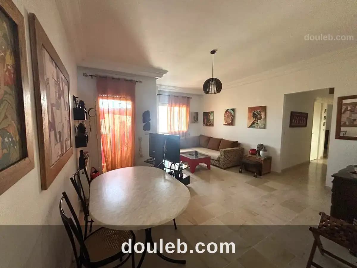 Appartement s3 a cite hedi nuira ariana à Ariana