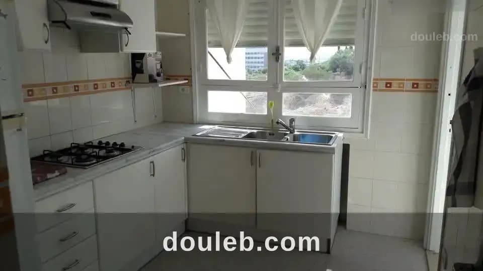 Superbe appartement s3 meublé - Miniature 2