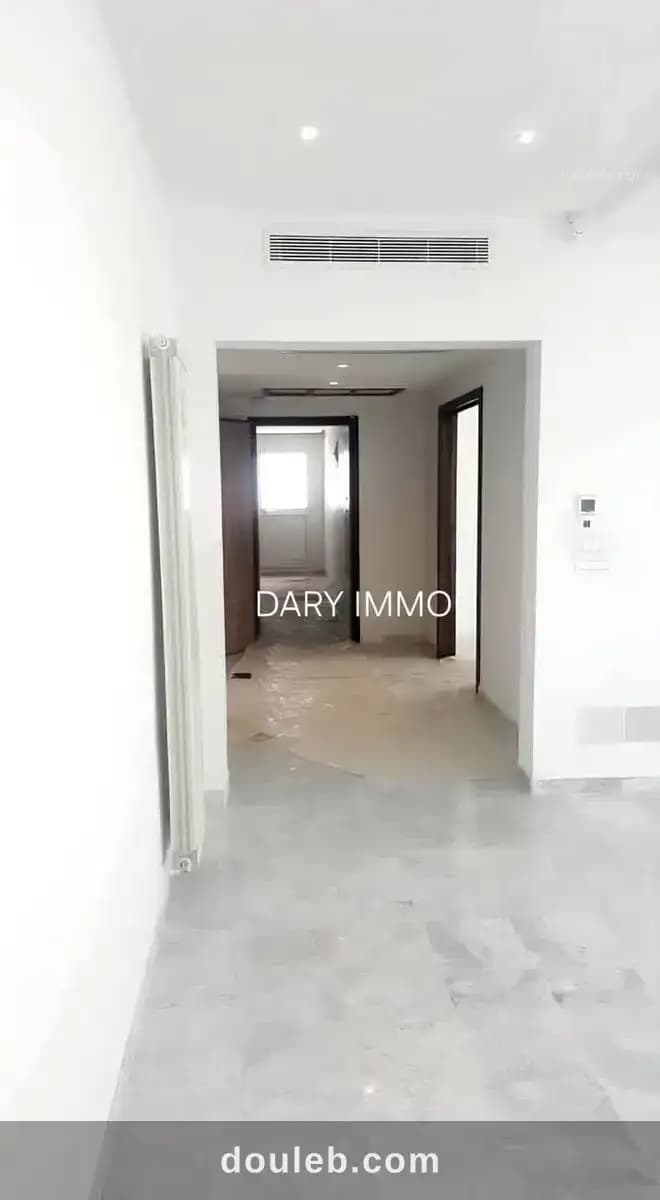 Appartement s4 penthouse luxueux à ennasr 2 - Miniature 3