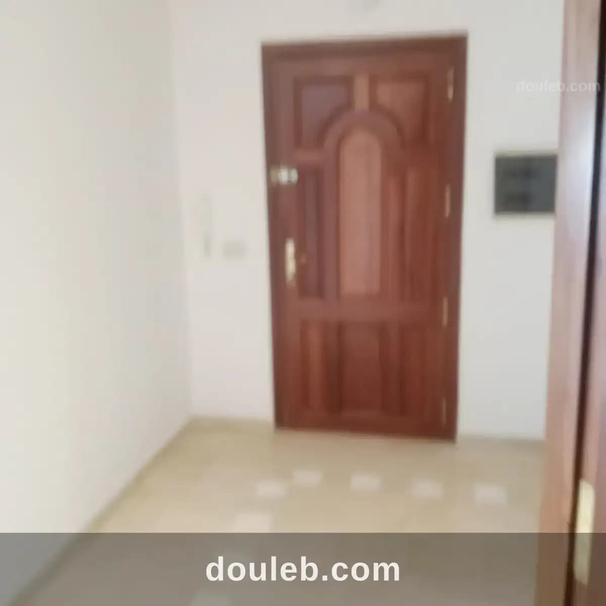 Appartement avenue hédi nouira à Ariana