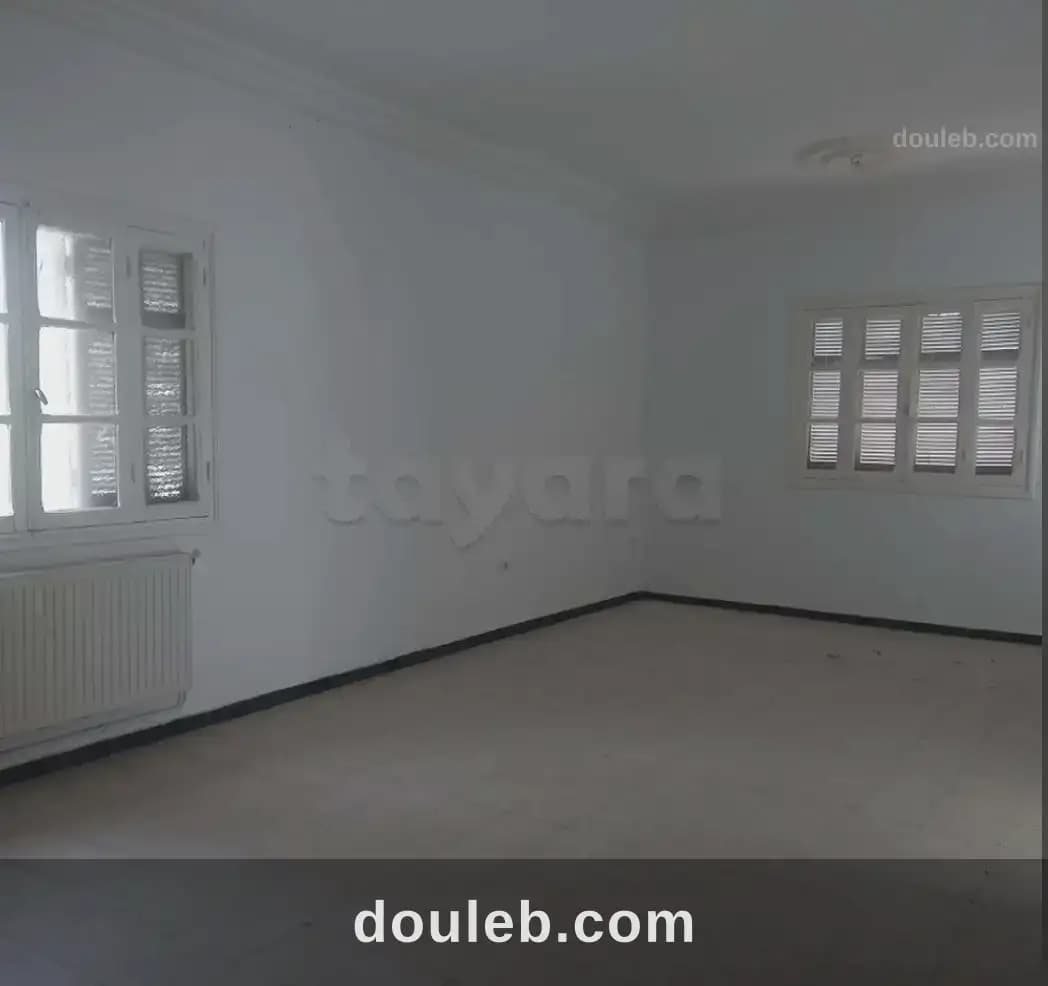 Une magnifique villa située dans un quartier calme à Tunis