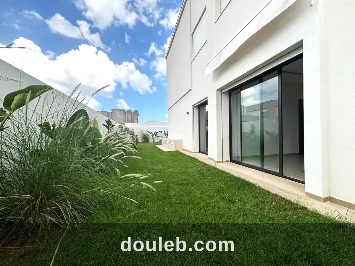 Appt s3 neuf avec jardin à chotrana 1 à Ariana