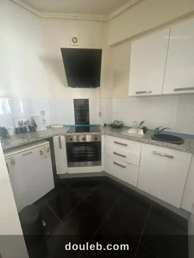 Joli appartement meublé bien équipé à Ariana