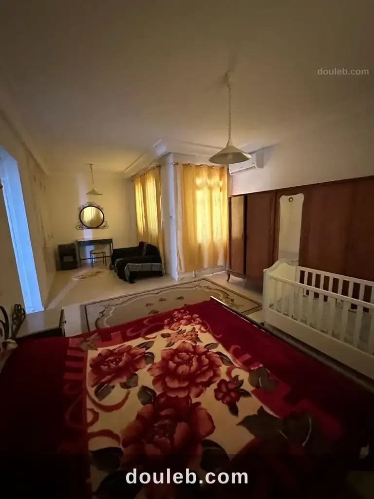 Spacieux étage villa richement meublé à Gabès