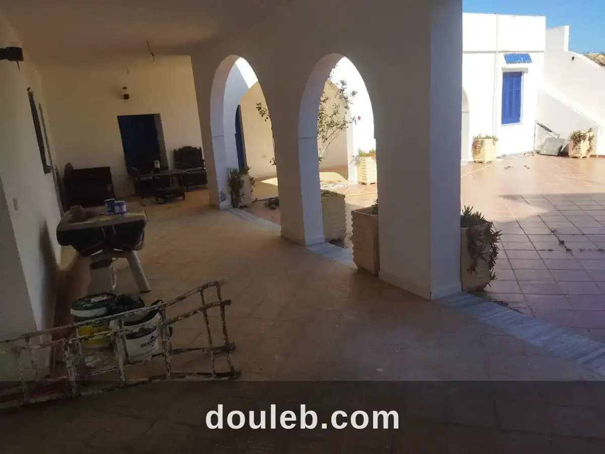 Maison style arabi ds 308m2 a el haouaria - Miniature 3