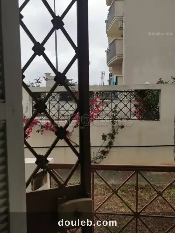 Rez de chaussée à la manouba - Miniature 2