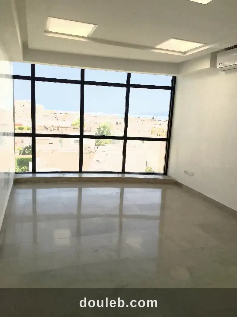 Bureau neuf haut standing lac2 à Tunis
