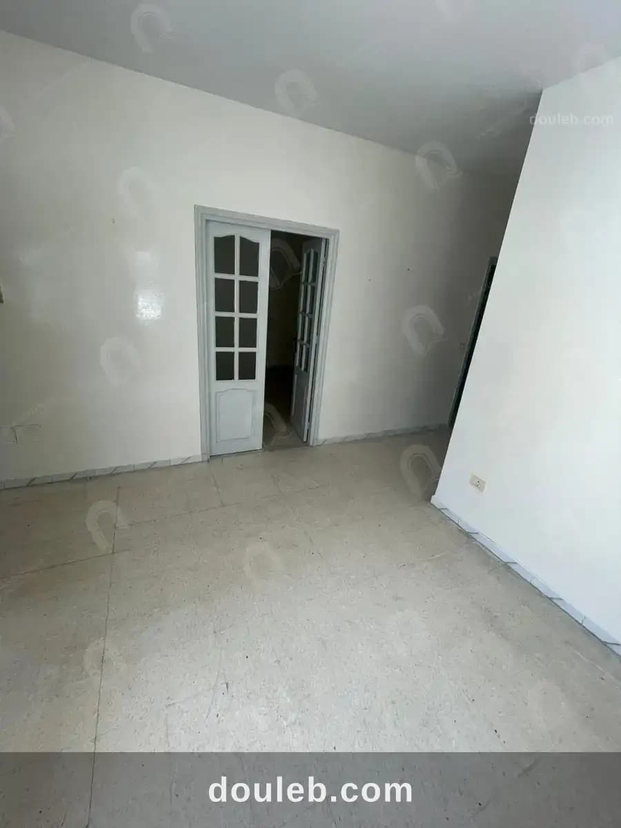 Un étage de villa s3 au bardo à Tunis