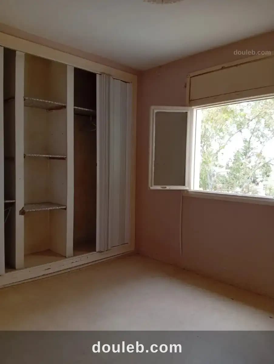 Un appartement s2 ancien standing à menzah 7 à Ariana