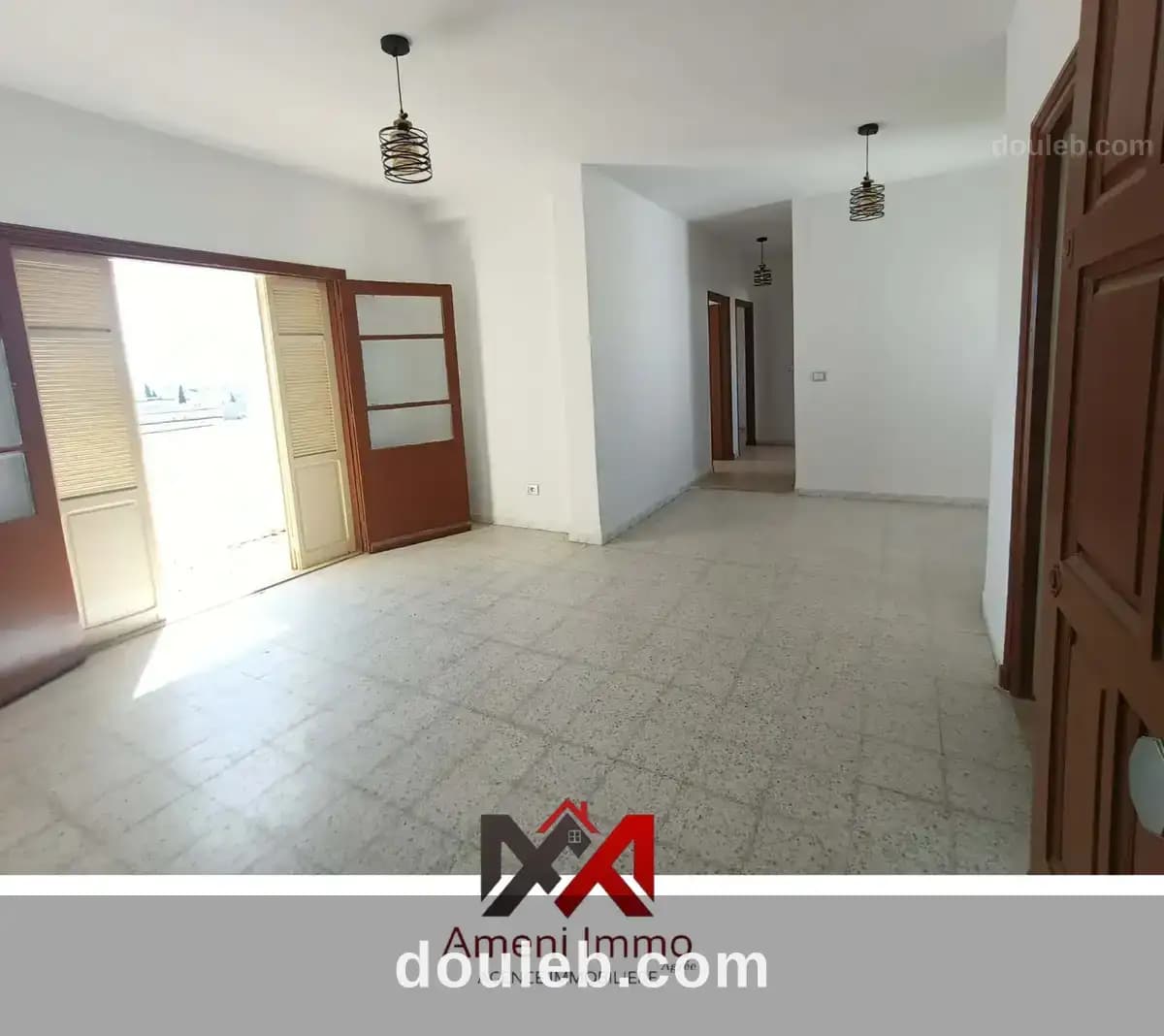 Appart s3 au 4 éme etage à el mourouj 3 à Ben Arous