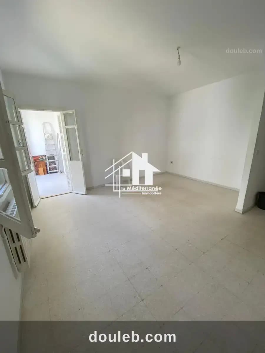 Appartement s3 au bardo 2 à Tunis