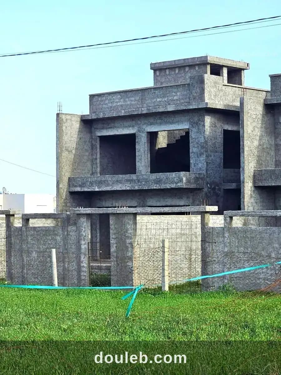 Villa 240 m2 a rafraf plage proche mer à Bizerte