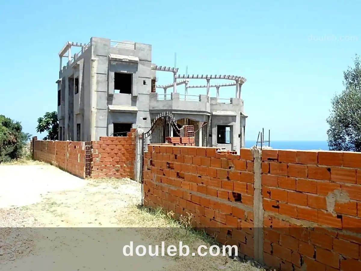 Villa 2000 m2 a rafraf plage à Bizerte