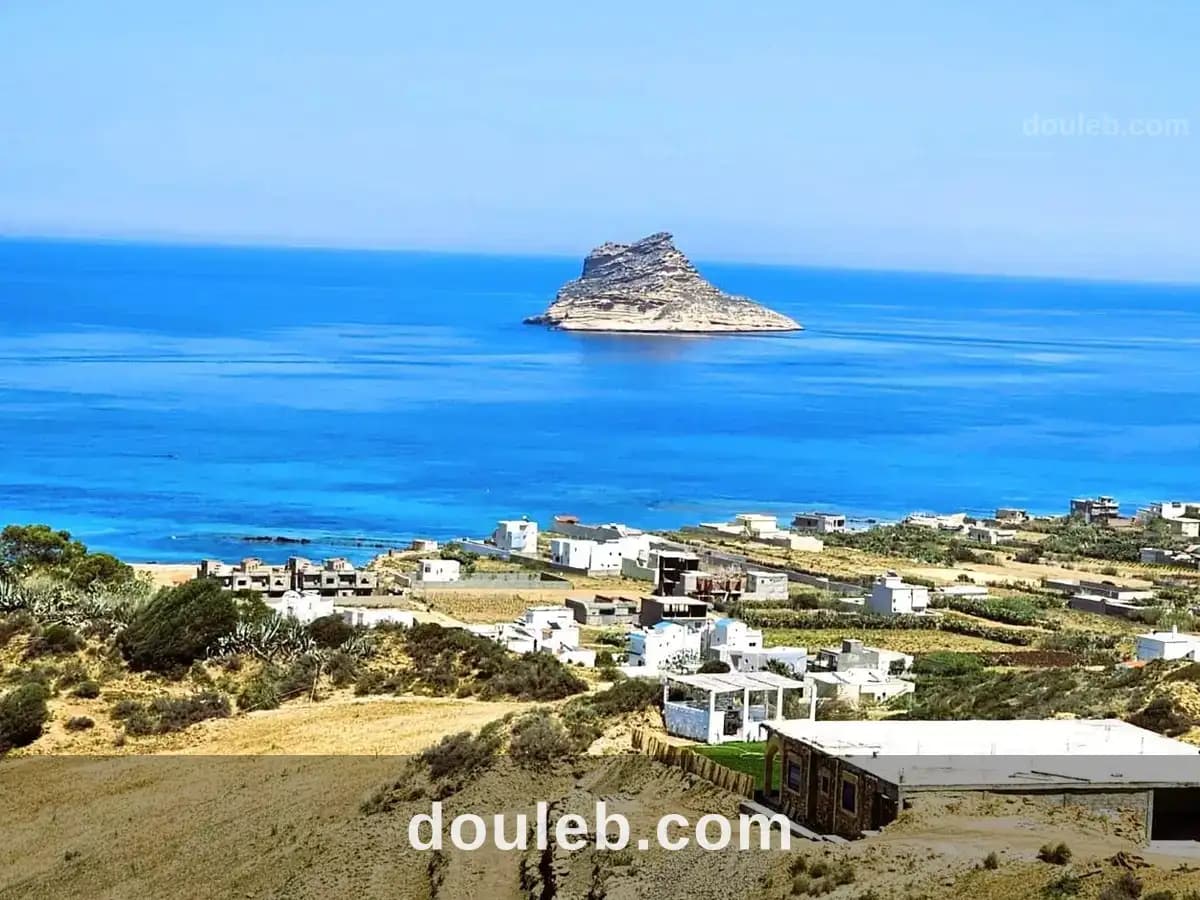Terrain 1900 m2 a rafraf plage à Bizerte