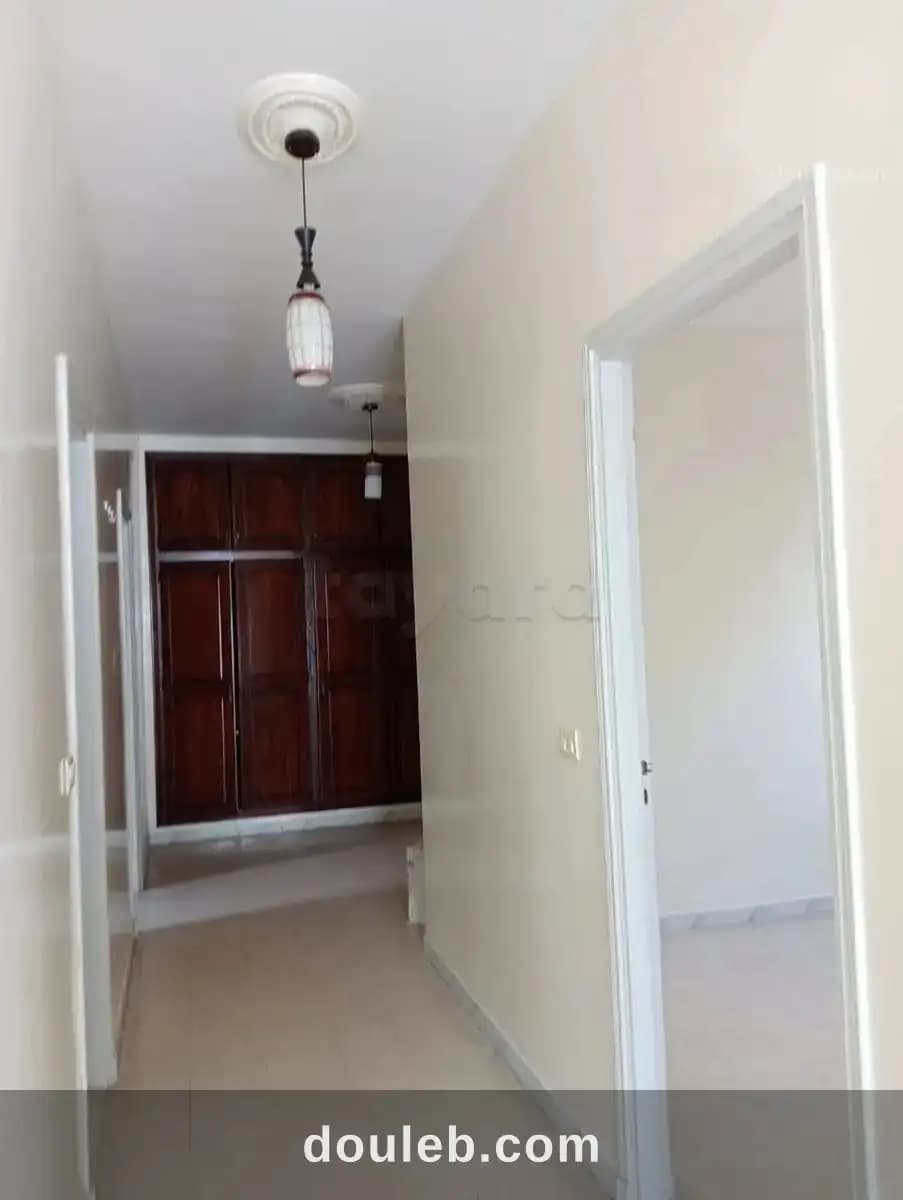 Étage de villa à bardo à Tunis